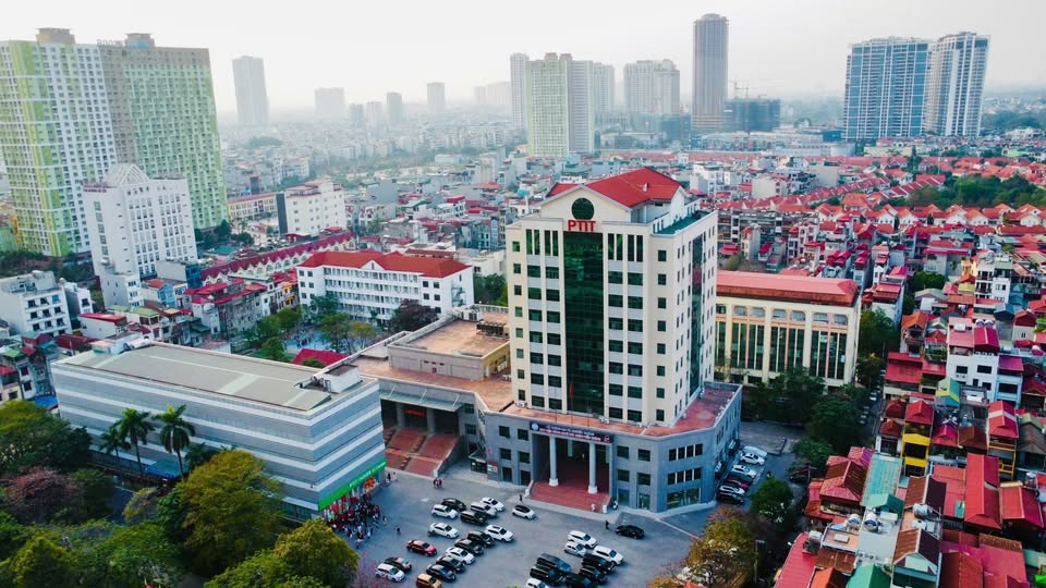HỌC VIỆN CÔNG NGHỆ BƯU CHÍNH VIỄN THÔNG LÀ 1 TRONG 13 ĐẠI HỌC DẪN DẮT CÁC TRUNG TÂM ĐÀO TẠO XUẤT SẮC VÀ TÀI NĂNG