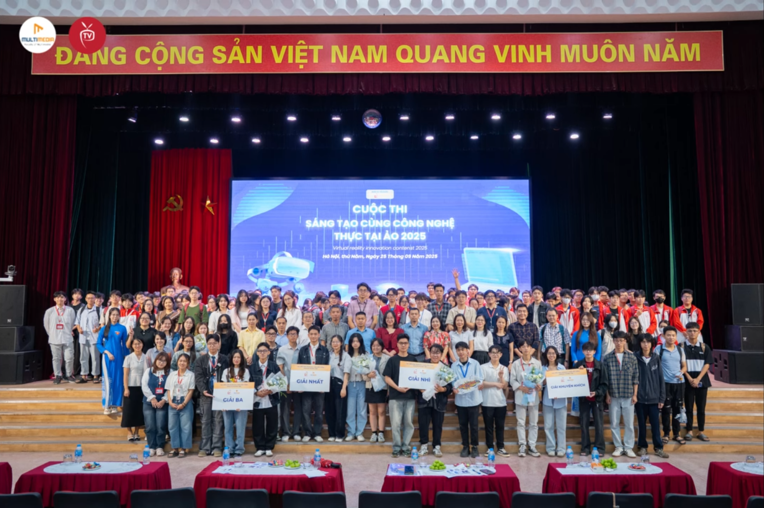 SÁNG TẠO CÙNG CÔNG NGHỆ THỰC TẠI ẢO 2025: CHẠM ĐẾN TƯƠNG LAI CÙNG CÔNG NGHỆ VR