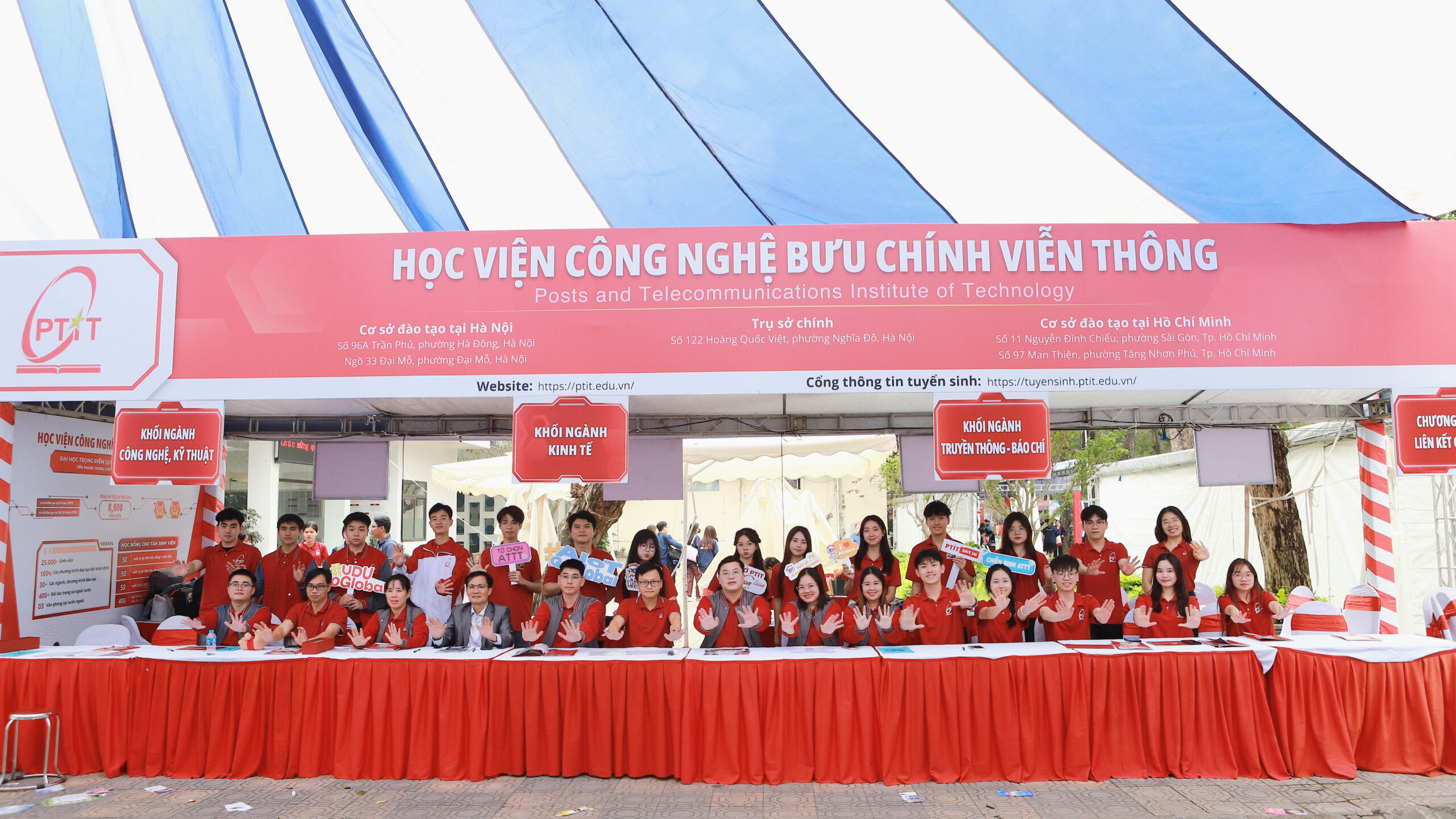 Gian tư vấn PTIT thu hút đông đảo sĩ tử 2k8 tại Ngày hội Tư vấn tuyển sinh – Hướng nghiệp 2026