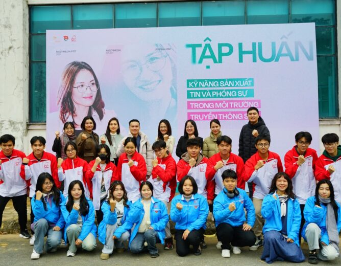 Buổi tập huấn “Kỹ năng sản xuất tin và bản tin truyền hình” tại Hòa Lạc