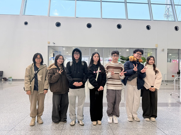MULTIMEDIA COMMUNICATIONS EXCHANGE STUDENTS AT THE UNIVERSITY OF BRADFORD IN THE UK