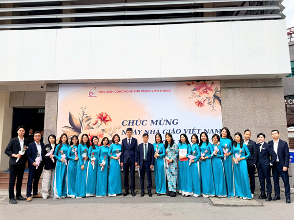 CHERISHED AND WARM MOMENTS AT THE ANNIVERSARY CELEBRATION OF VIETNAMESE TEACHERS’ DAY ON NOVEMBER 20
